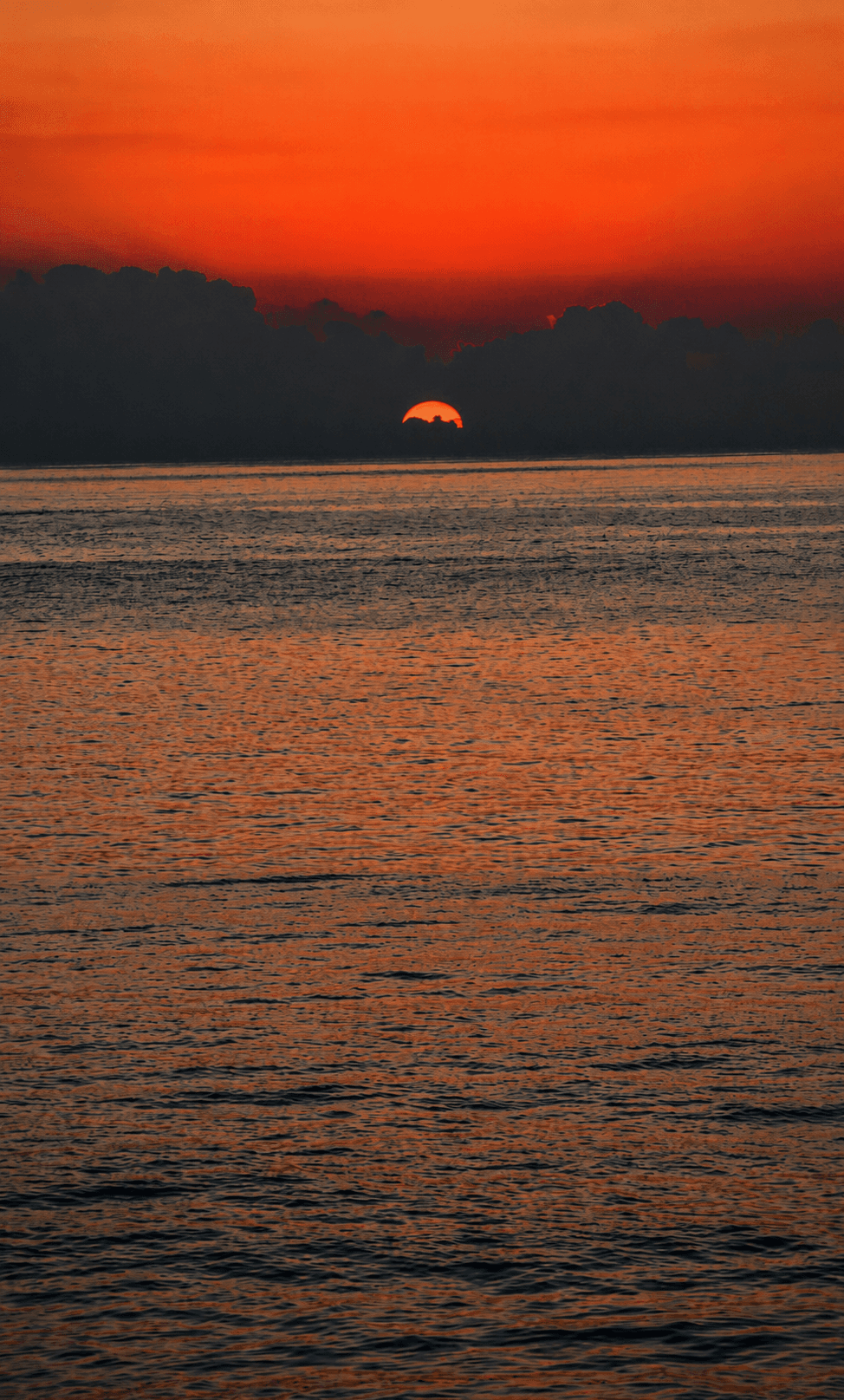 Sunrise over the Eastern Cape sea